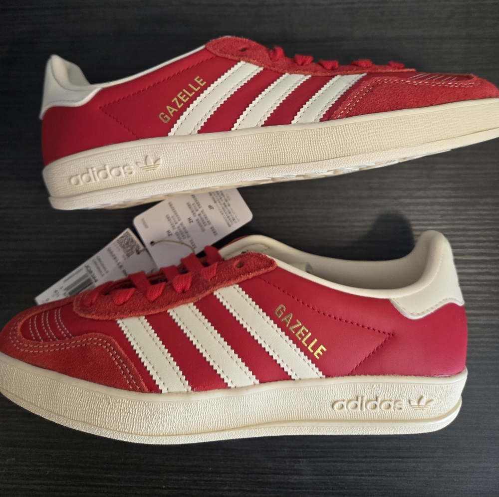 Adidas Gazelle Indoor Scarlet Red Cloud White Size 5/women 6.5 NEW - Picture 4 of 8